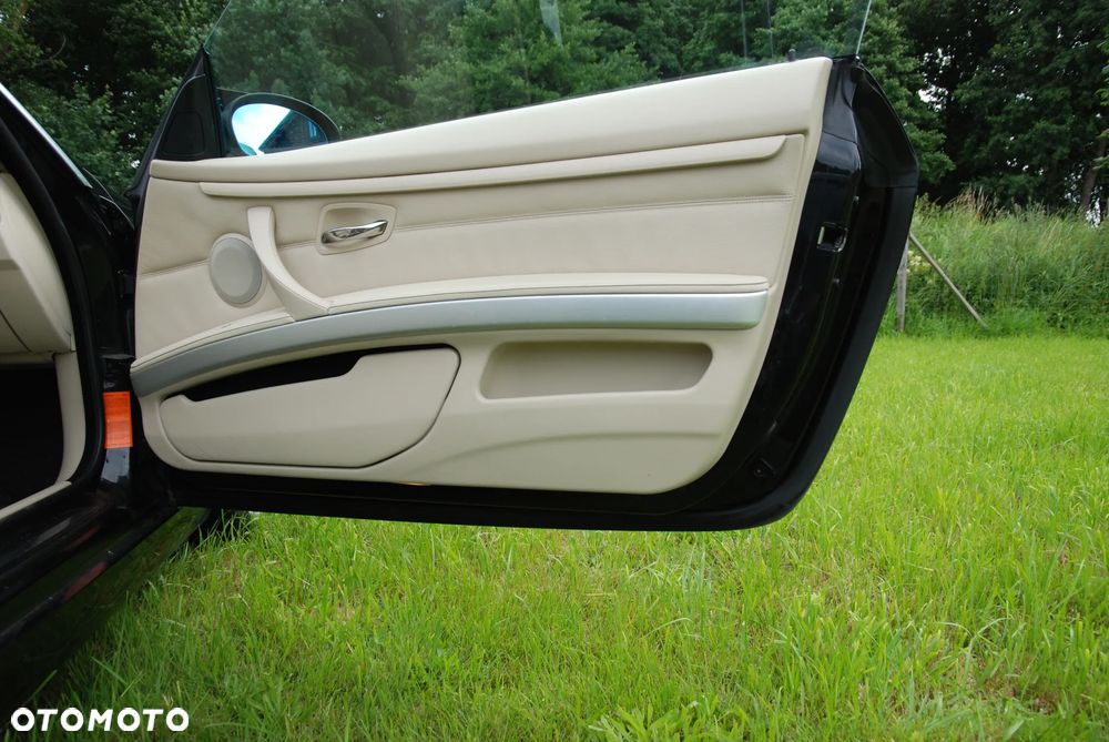 BMW Seria 3 325xi - 21