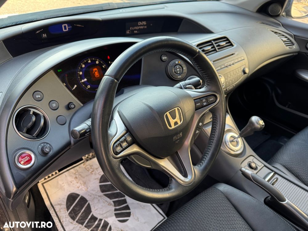 Honda Civic 1.4 i-VTEC i-SHIFT Comfort - 13