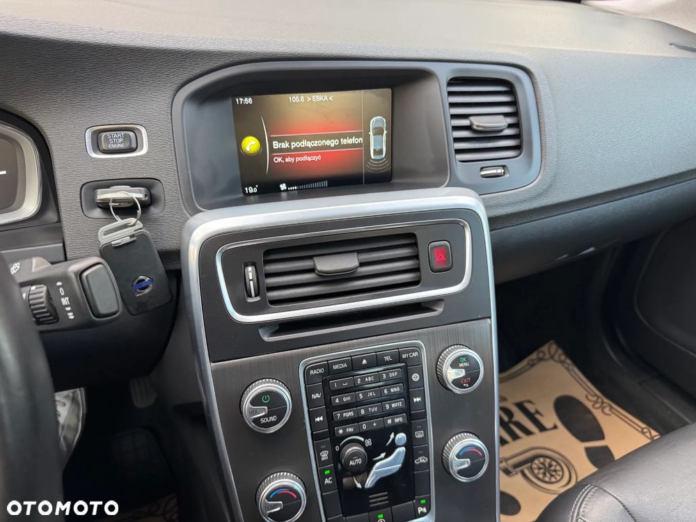 Volvo S60 D2 Summum - 23