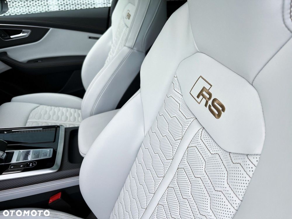 Audi RS Q8 - 17