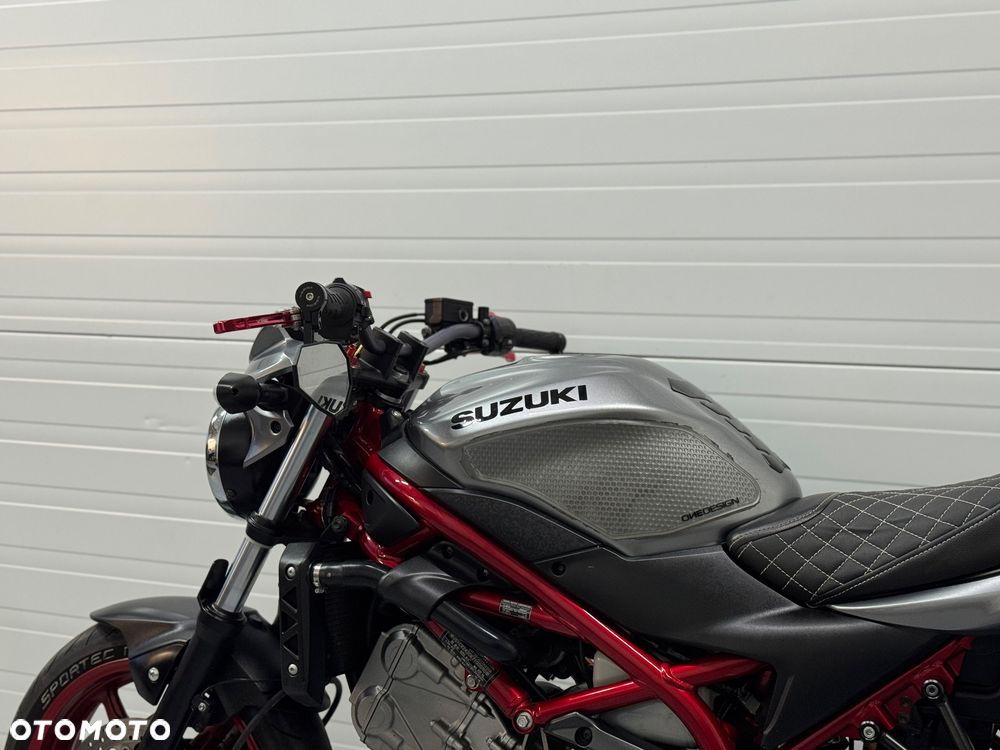 Suzuki SV - 17