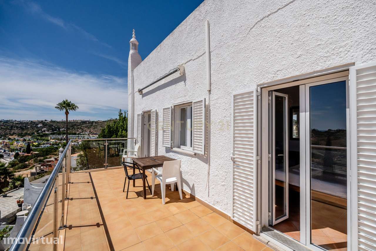 Moradia T3 à venda com Piscina e Vista Mar em Albufeira - Grande imagem: 4/30
