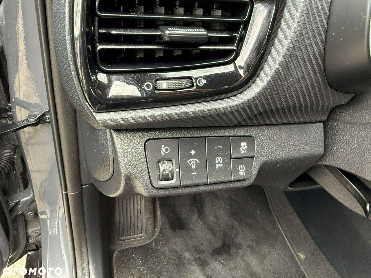 Kia Stonic - 29