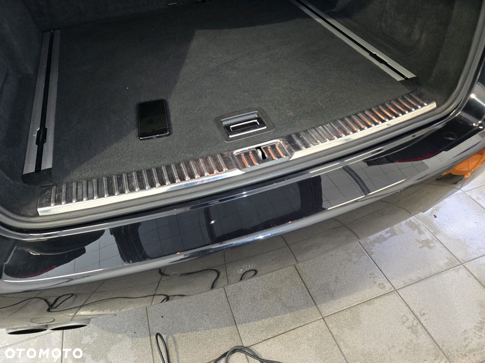 Porsche Cayenne Turbo Tiptronic S - 33