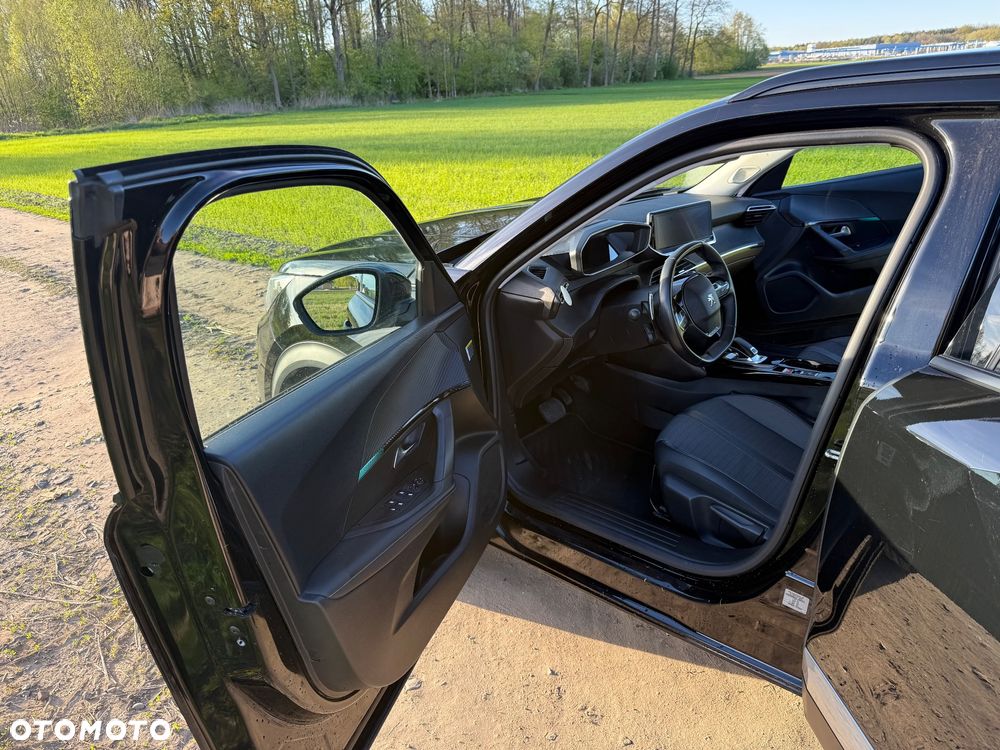 Peugeot 2008 PureTech 130 EAT8 Allure Pack - 9