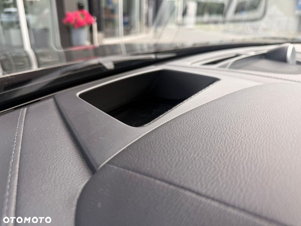 Volvo S90 D5 AWD Inscription - 28