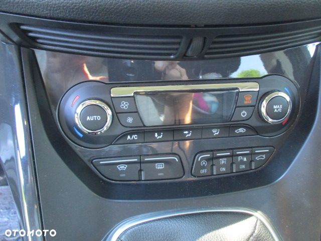 Ford Kuga 2.0 TDCi FWD Titanium - 9