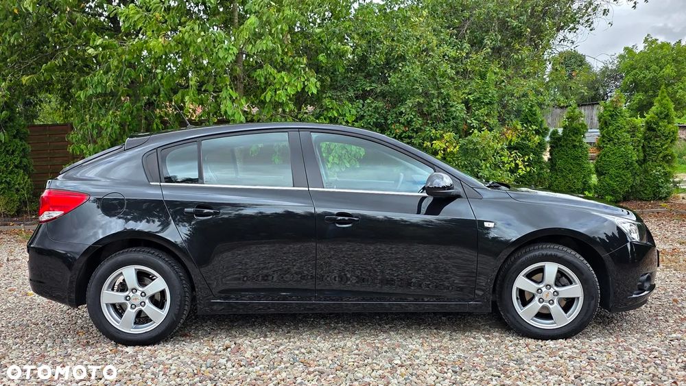 Chevrolet Cruze - 15