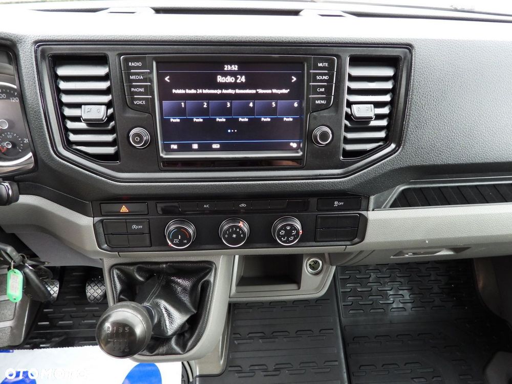 Volkswagen CRAFTER CHŁODNIA KONTENER -5*C 8 PALET BLIŹNIACZE KOŁA KLIMATYZACJA  180KM - 37