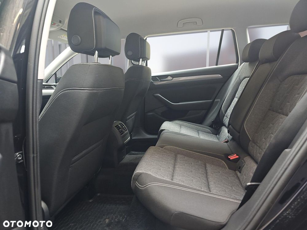 Volkswagen Passat Variant 1.5 TSI EVO Business DSG - 10