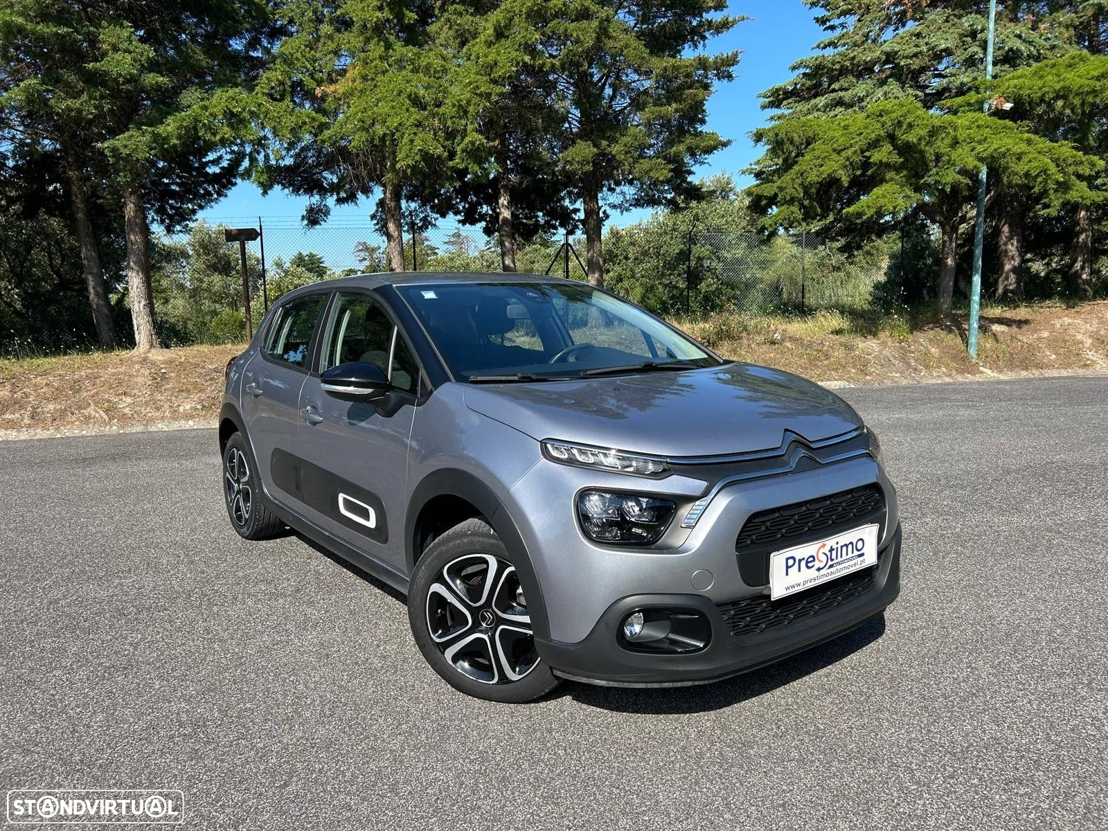Citroën C3 1.2 PureTech Shine - 2