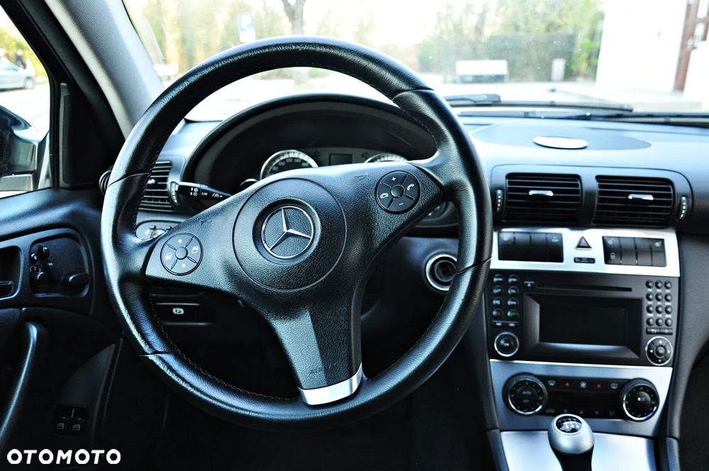 Mercedes-Benz CLC 200 Kompressor - 18