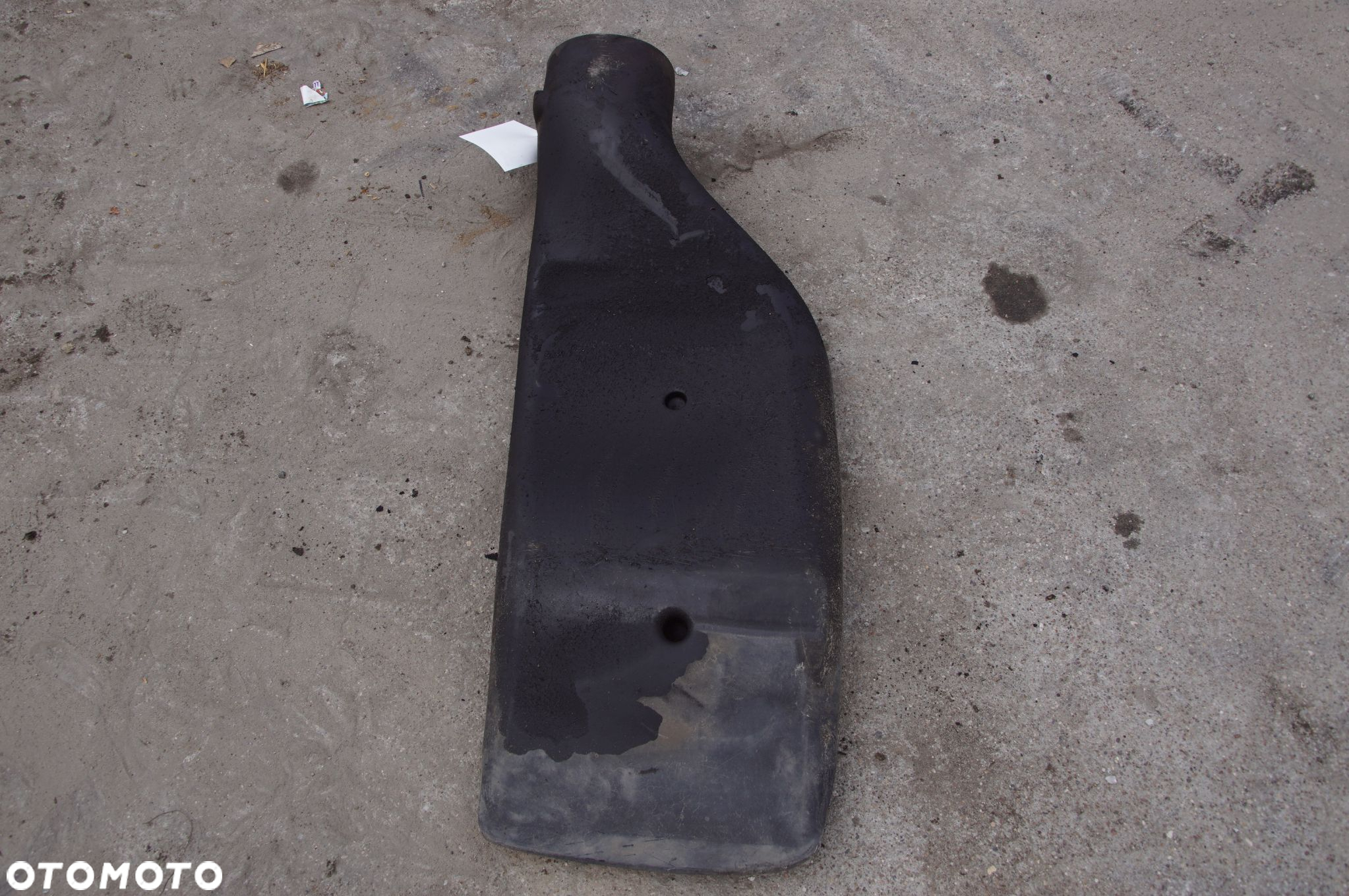 PRZEWÓD RURA DOLOT CASE MAGNUM 280 87307977 - 9