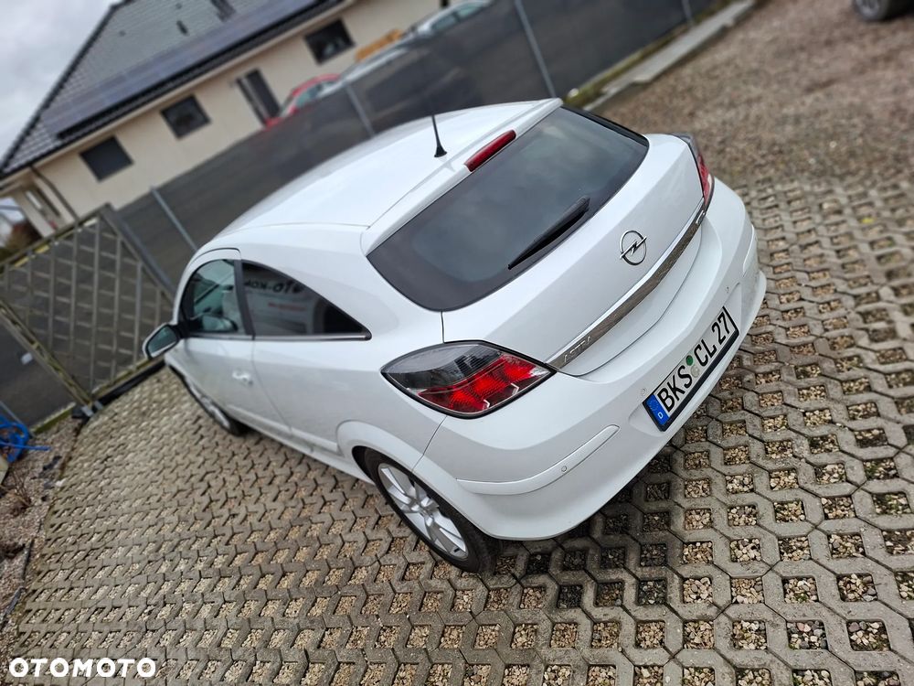 Opel Astra 1.8 Black&White - 3