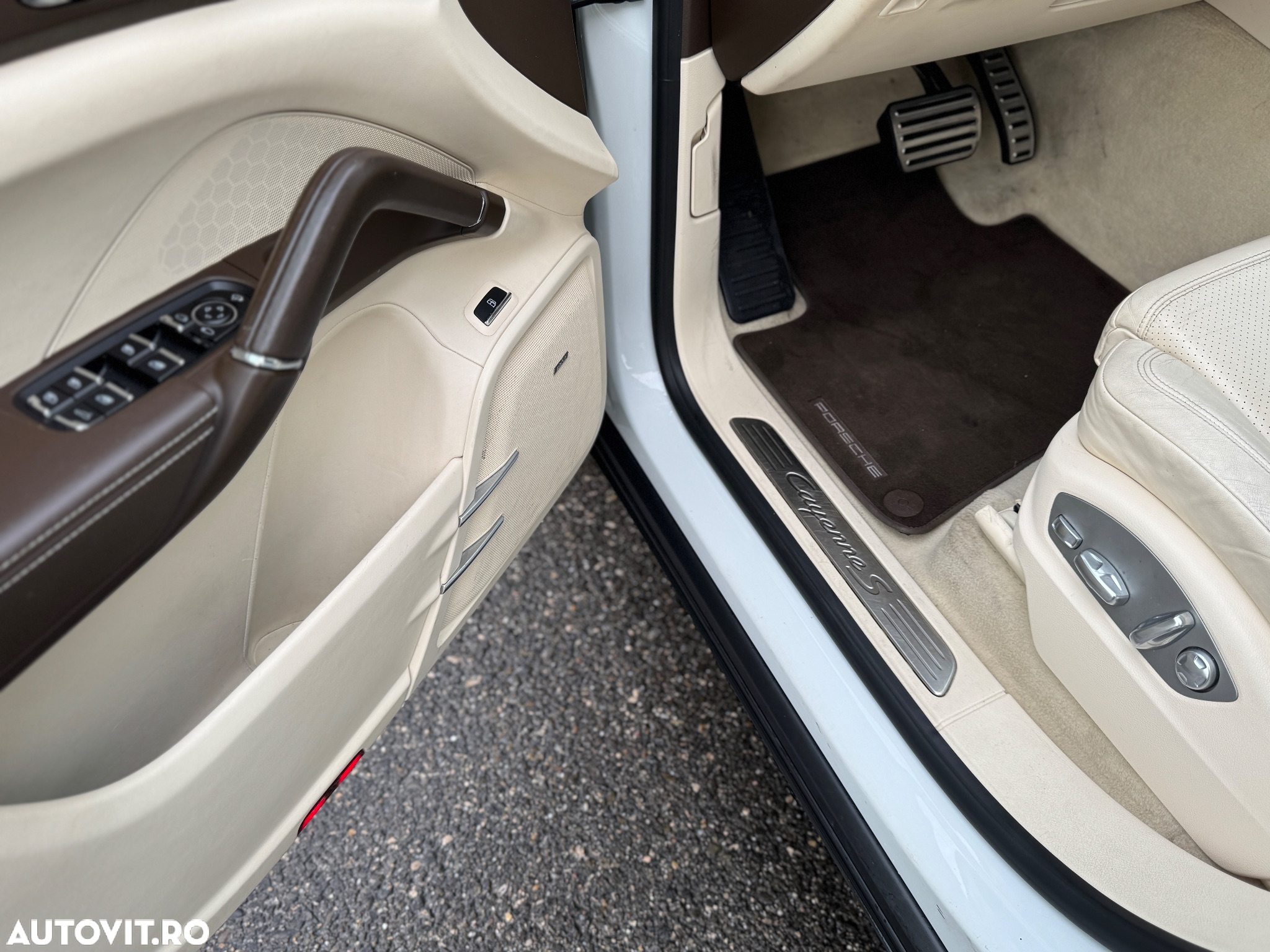 Porsche Cayenne S E-Hybrid Tiptronic S - 27