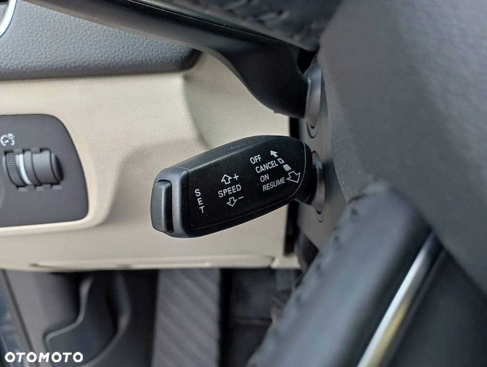 Audi Q3 1.4 TFSI Edycja Specjalna - 31