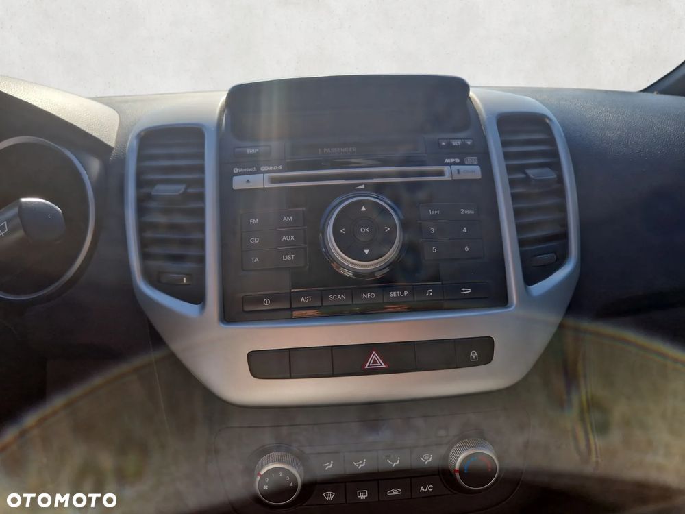 Kia Venga 1.4 M - 12