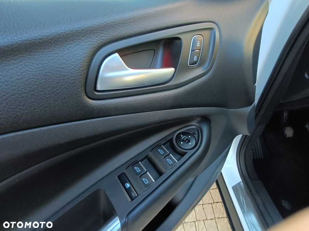 Ford Kuga 2.0 TDCi FWD ST-Line - 11