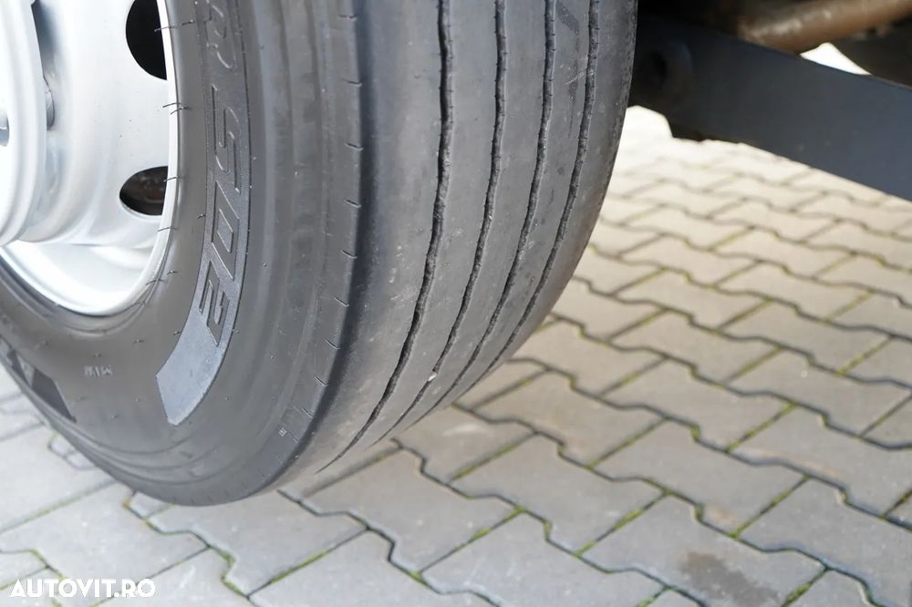 Mercedes-Benz ACTROS 2542 / 6X2 / FRIGIDER / SOLO / UNITATE THERMO KING T-1000R / RIDICARE / DIRECȚIE CU AX RIDICATIV / EURO 5 - 19