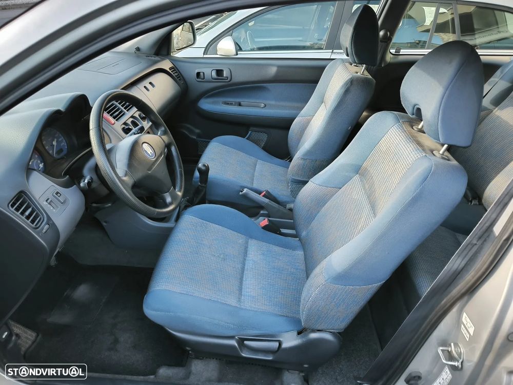 Honda HR-V 1.6 LS - 6