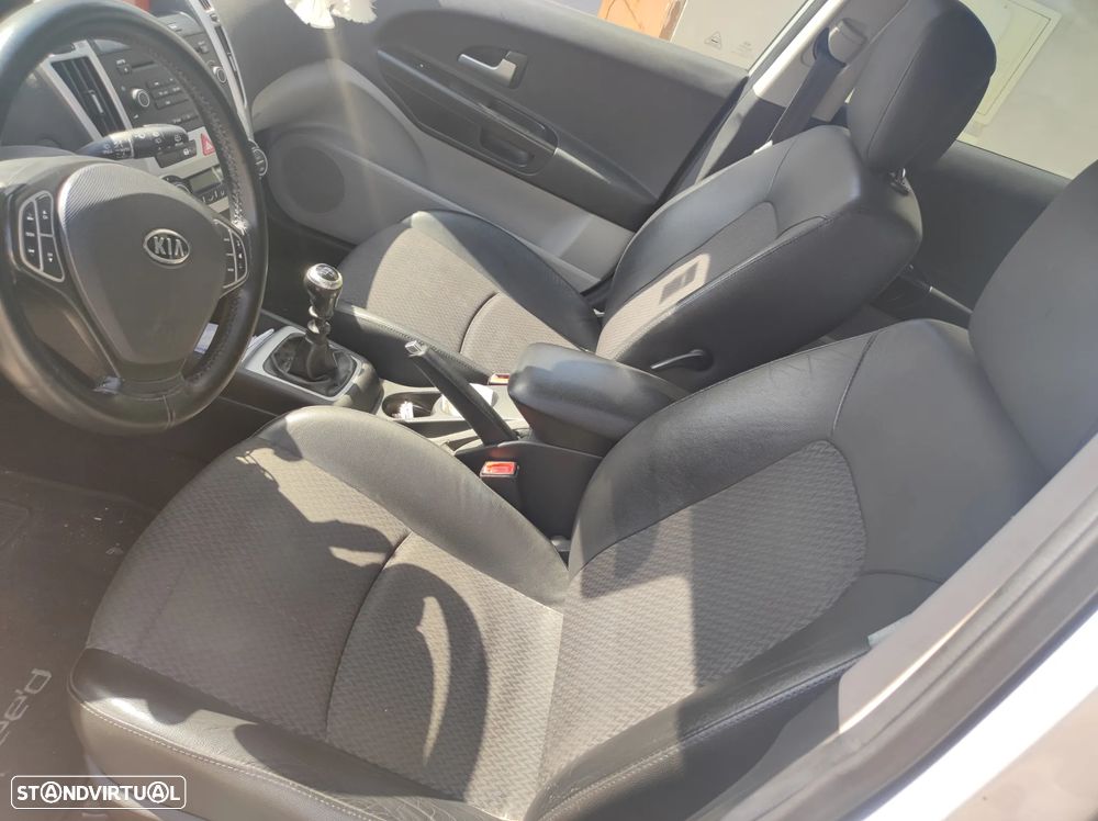 Kia Ceed SW 1.4 CVVT EX - 8