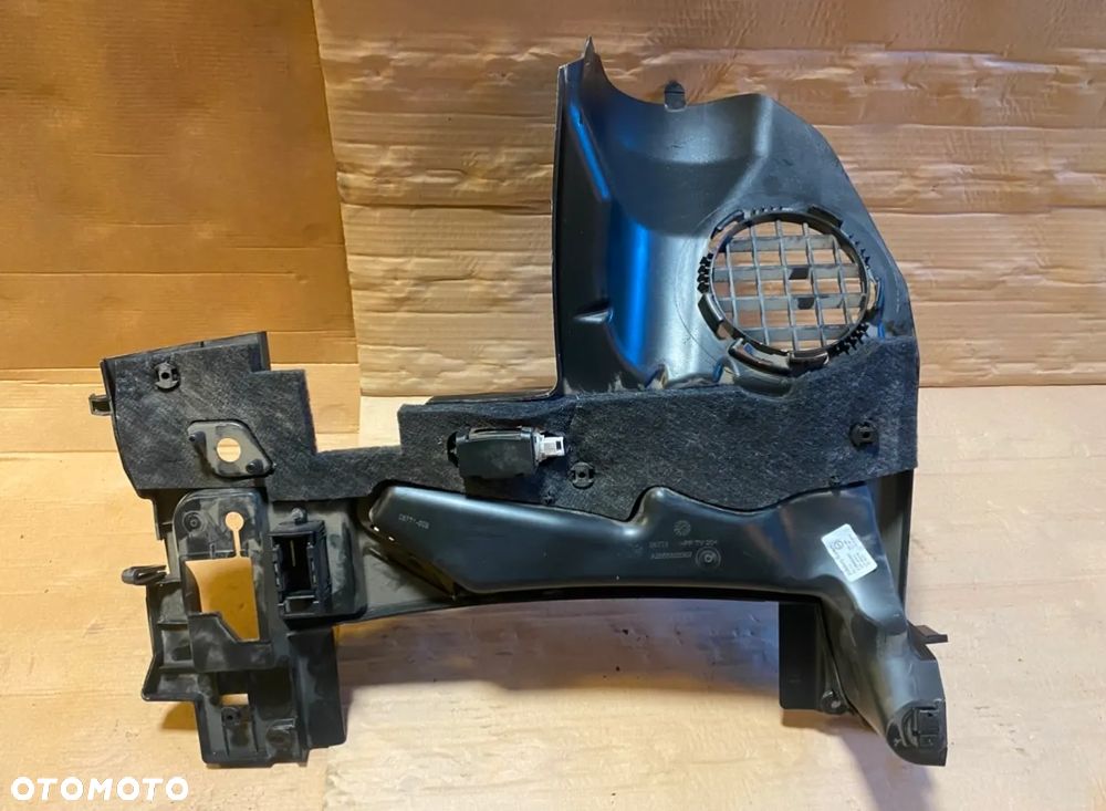 Osłona deski konsoli lewa A2056800307 Mercedes C-Klasa W205 OE - 1