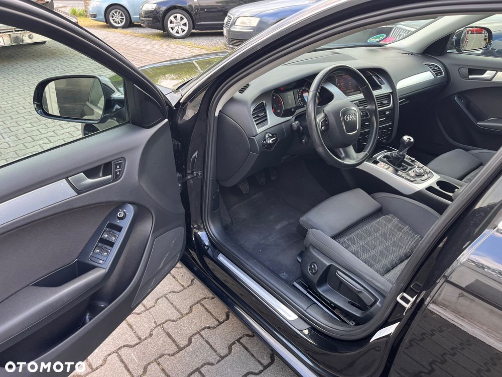 Audi A4 Avant 1.8 TFSI Attraction - 12