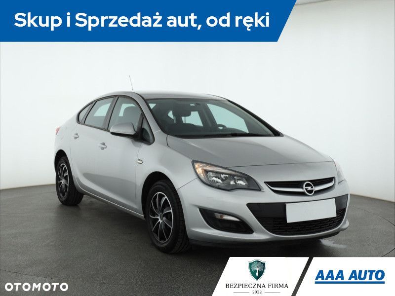 Opel Astra - 2