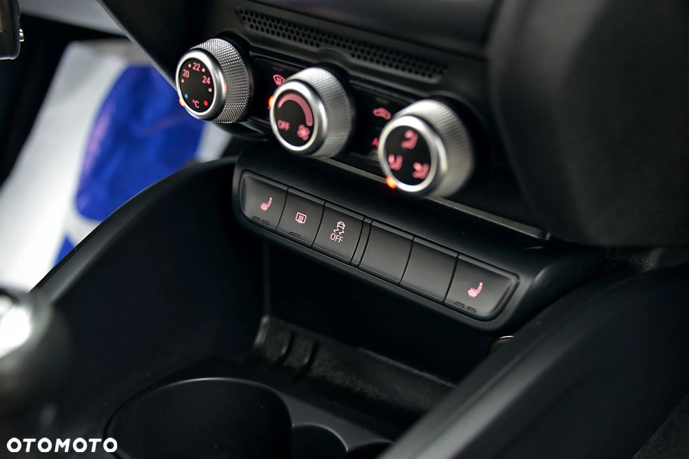 Audi A1 3-drzwiowe 1.4 TDI (ultra) - 33