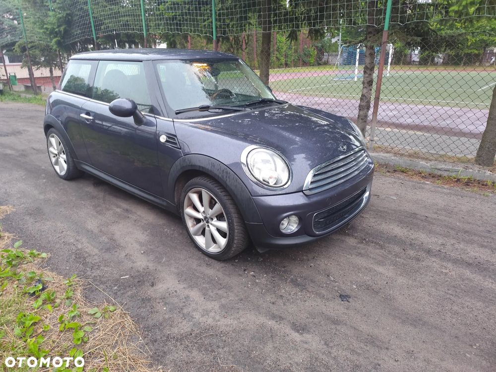 MINI ONE D - 11