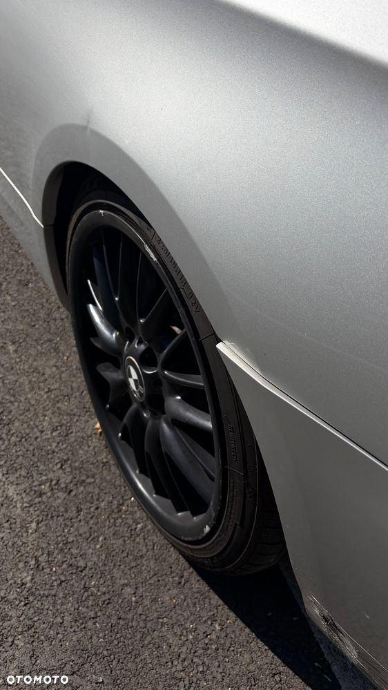 BMW Seria 3 320i - 5