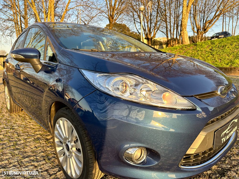 Ford Fiesta - 12