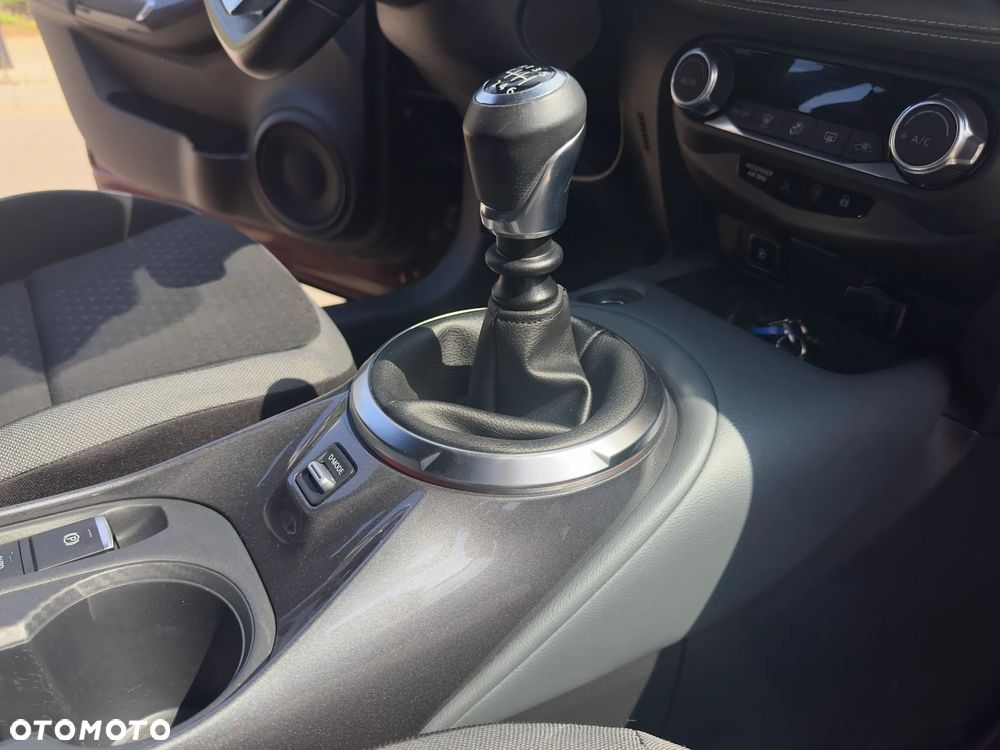 Nissan Juke 1.0 DIG-T N-Connecta - 30