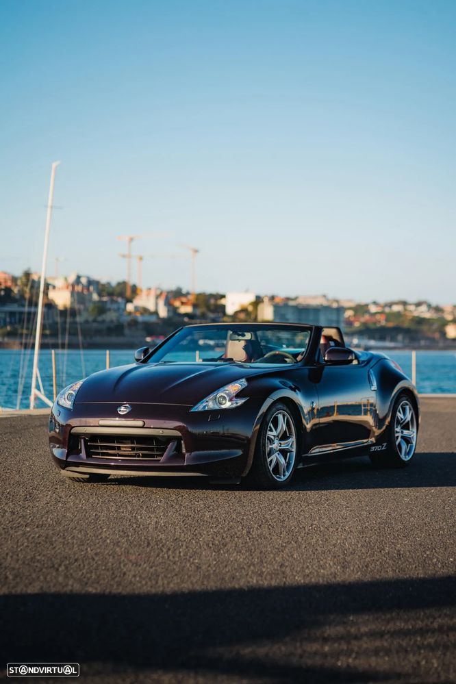 Nissan 370 Z Pack NAV+JA19+AS AT - 2
