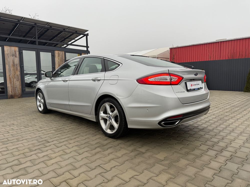 Ford Mondeo 2.0 TDCI Powershift AWD Titanium - 9