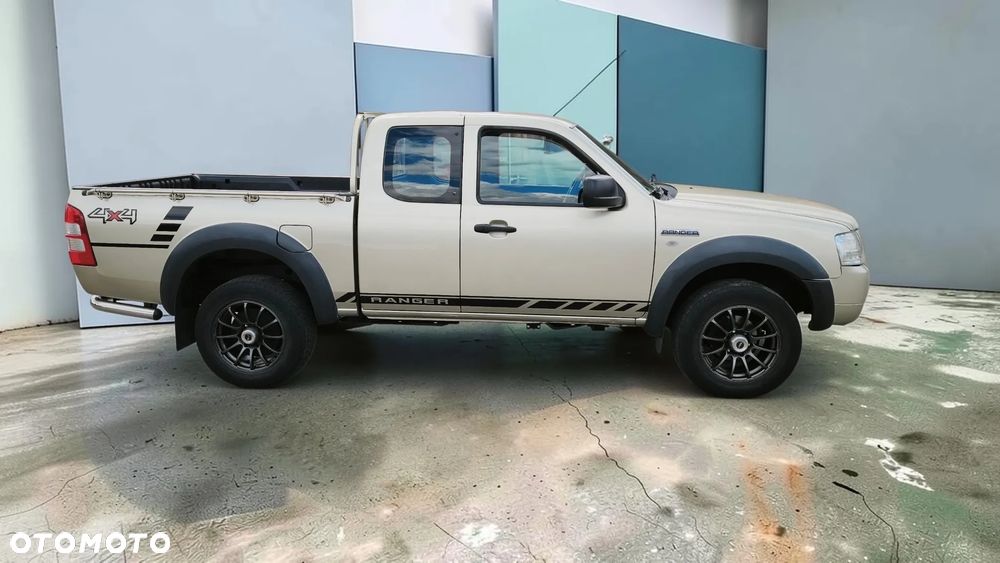 Ford Ranger 2.5 TDCi DC XL - 4