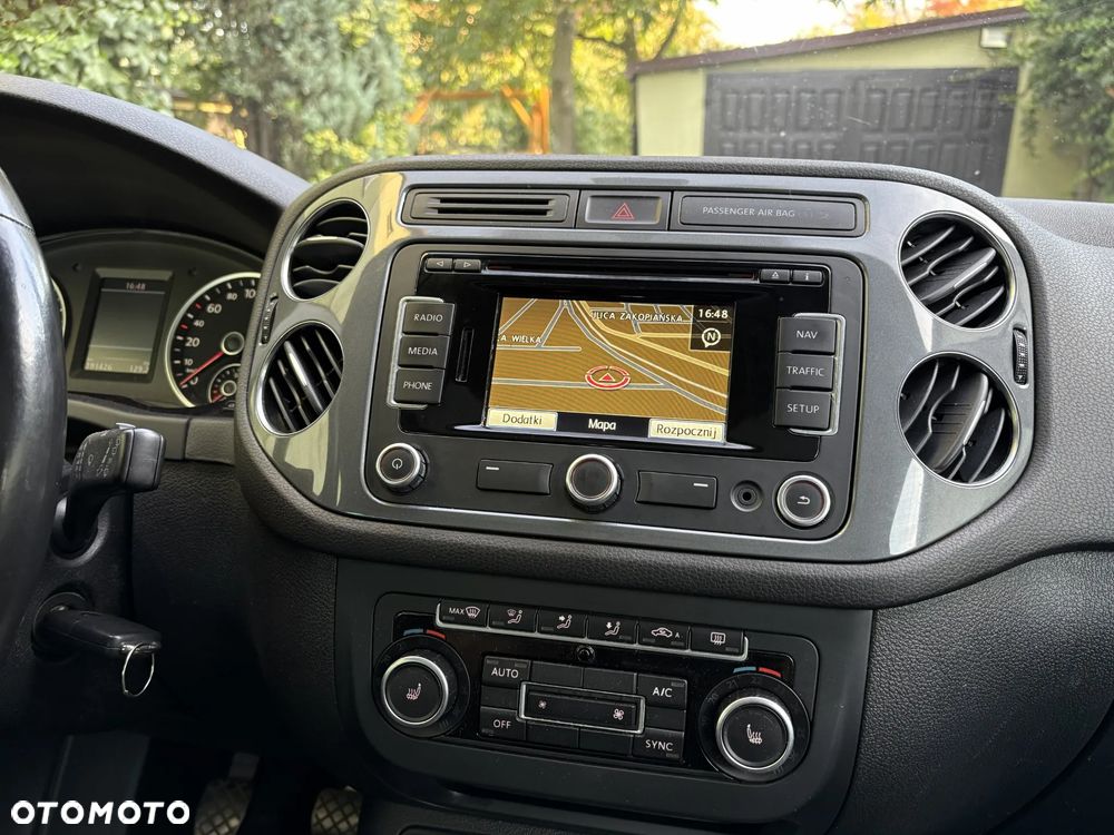 Volkswagen Tiguan - 13