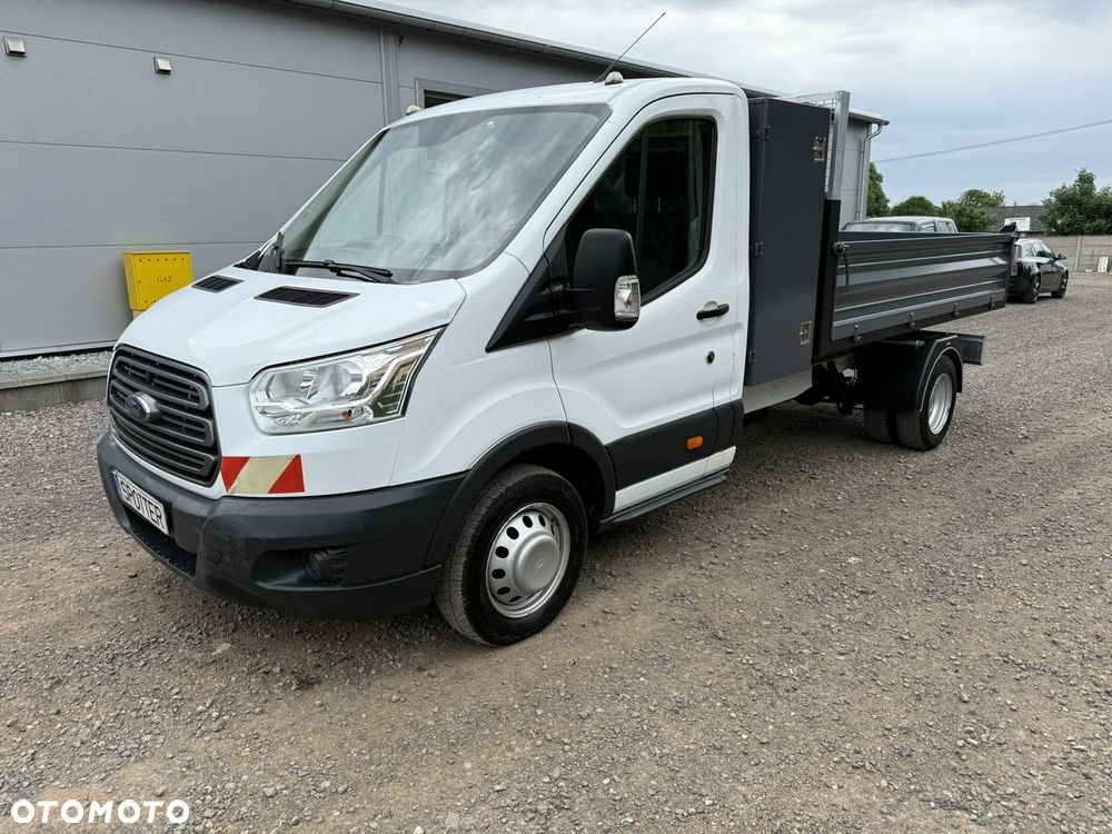 Ford Transit - 1