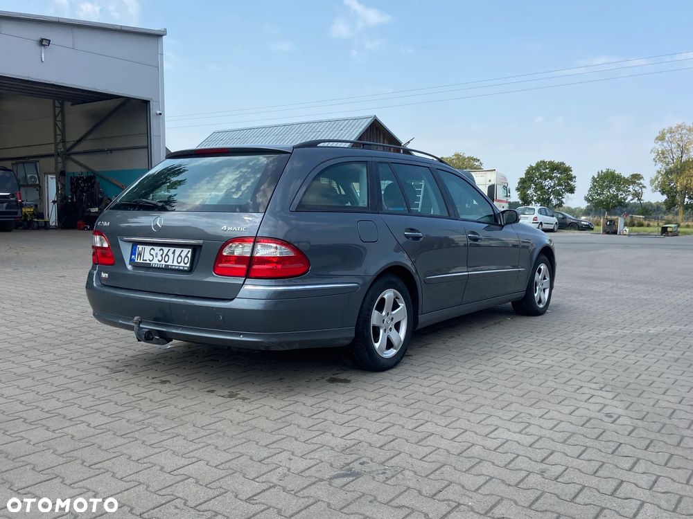 Mercedes-Benz Klasa E 280 4-Matic Elegance - 4