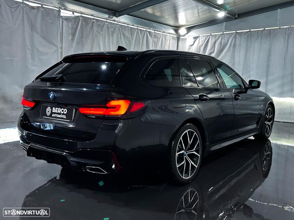 BMW 530 e Pack Desportivo M - 5