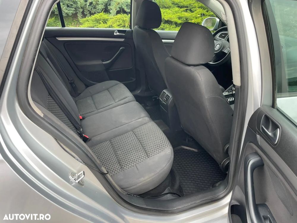 Volkswagen Golf 1.6 TDI BlueMotion Technology DPF Comfortline - 17