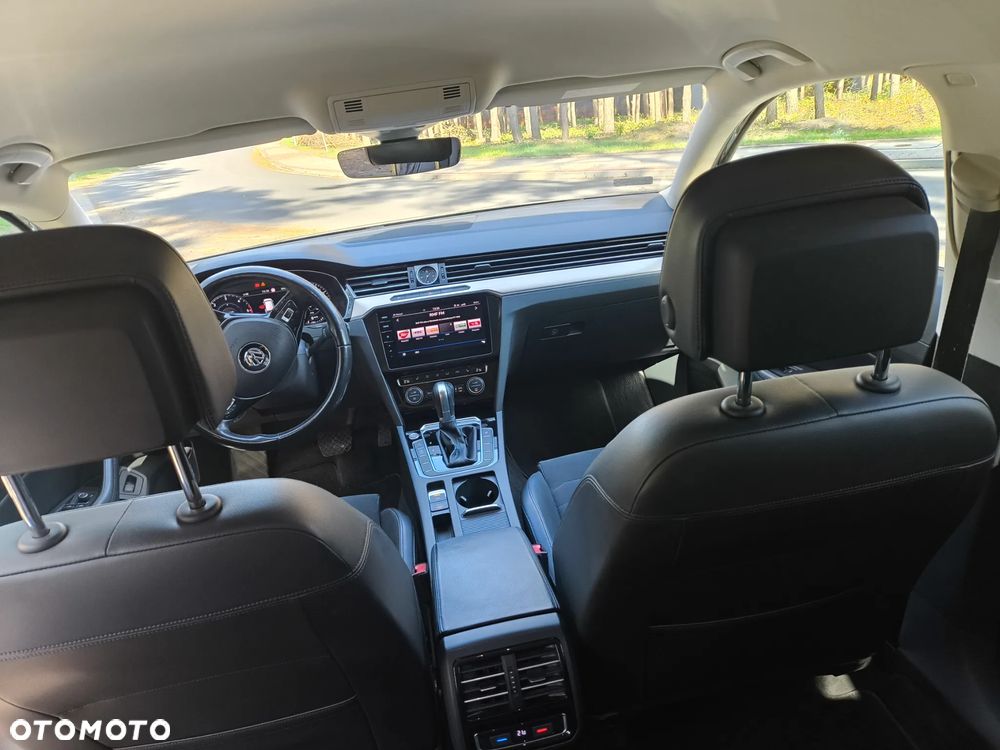 Volkswagen Passat - 6