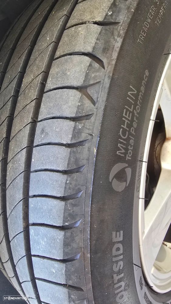 Volvo V40 D2 Momentum - 21