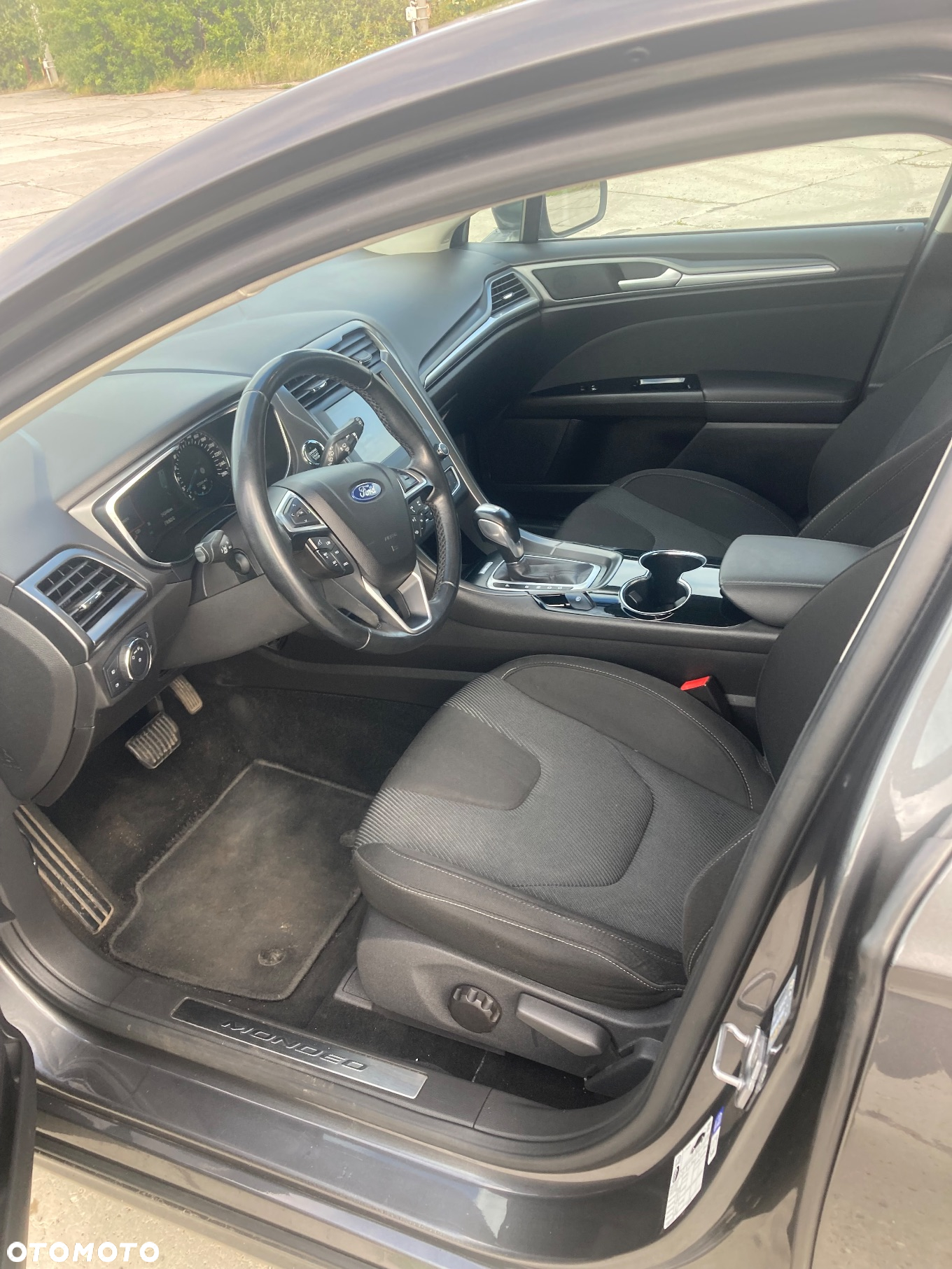 Ford Mondeo 2.0 TDCi Titanium PowerShift - 12