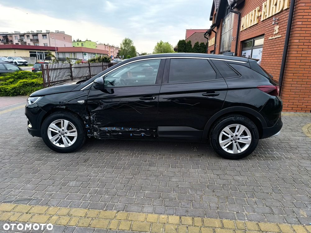 Opel Grandland X - 2