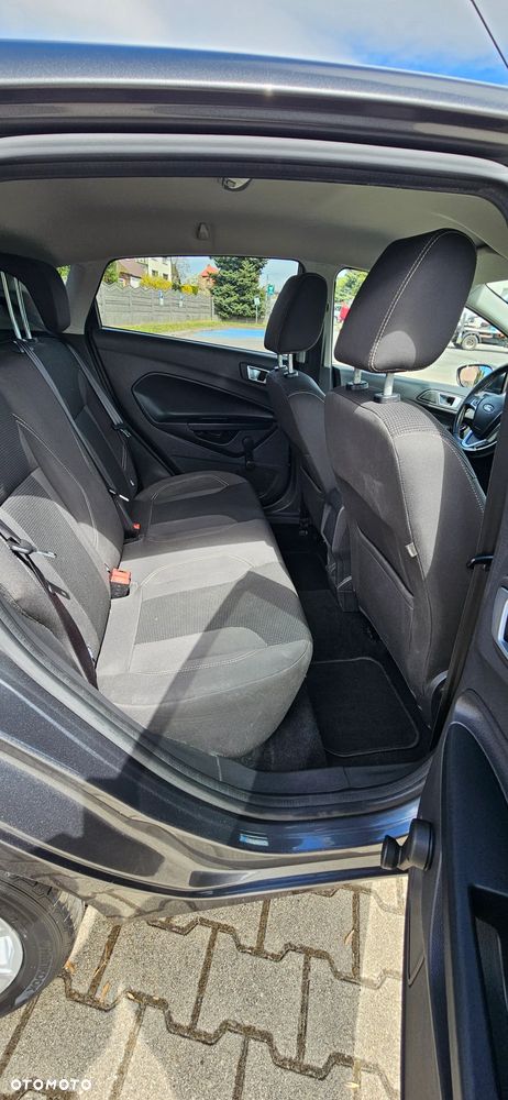 Ford Fiesta 1.0 EcoBoost S&S TITANIUM - 10