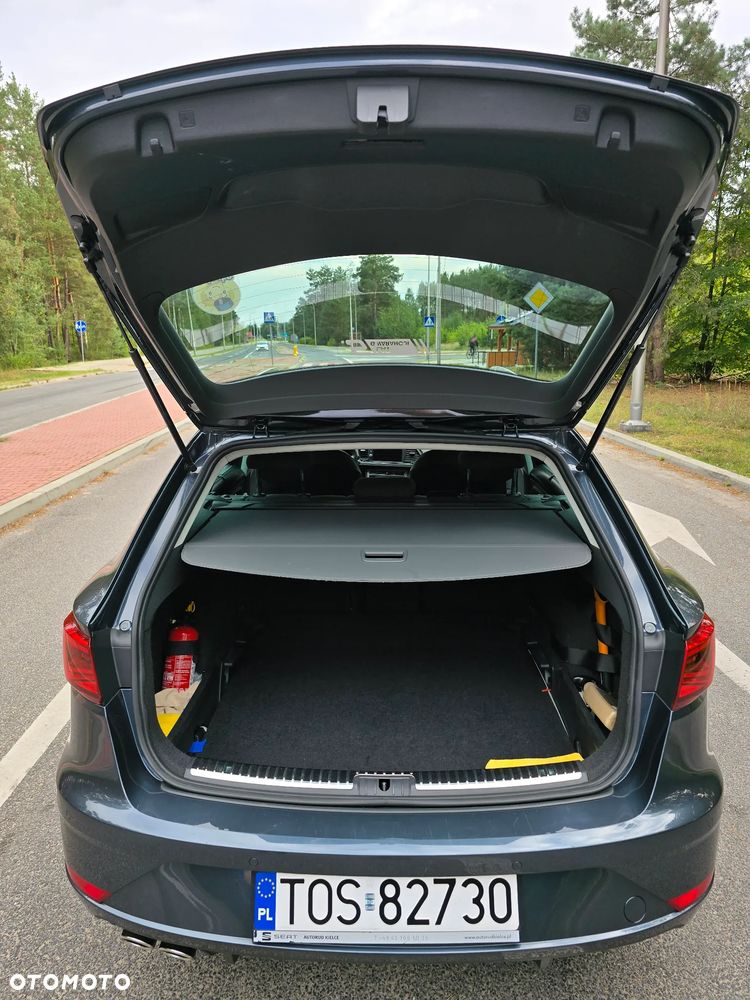 Seat Leon 1.5 eTSI Xcellence DSG - 32