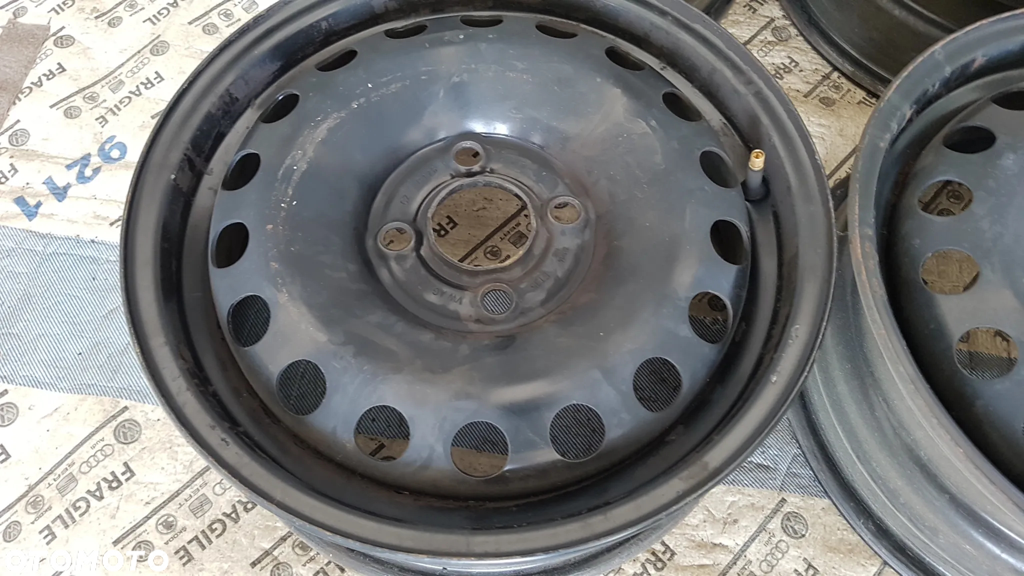 FELGI STALOWE VW 4x100 5Jx14 ET35 VW UP SKODA CITYGO SEAT MI - 8