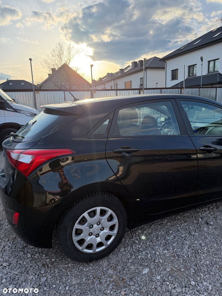 Hyundai i30 1.6 CRDi Classic - 3