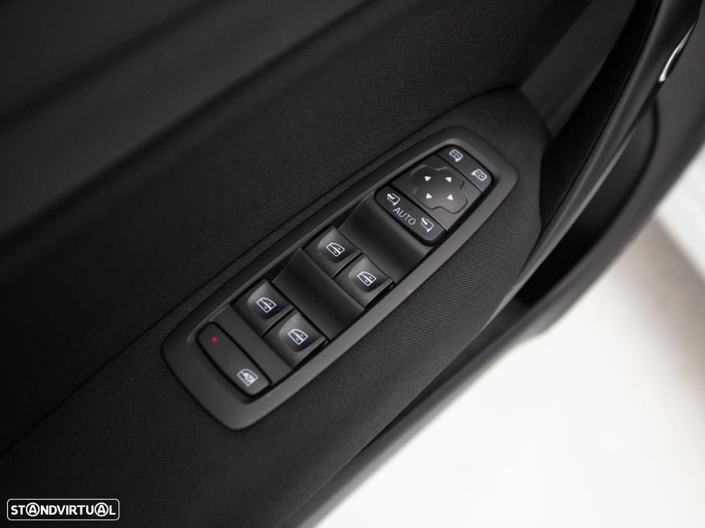 Renault Mégane Sport Tourer 1.6 E-Tech Plug-In Zen - 13